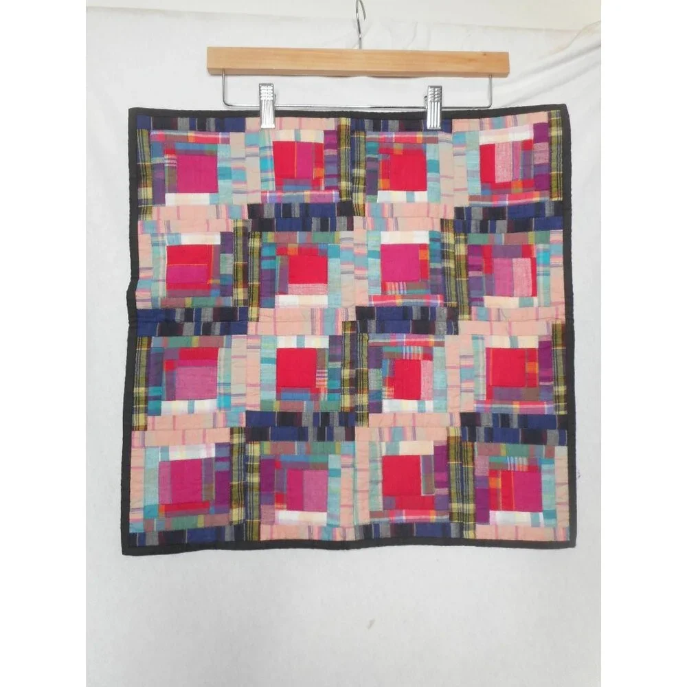 Vintage 1992 Quilted square wall hanging Cabins In Madras Estate Find Multicolor